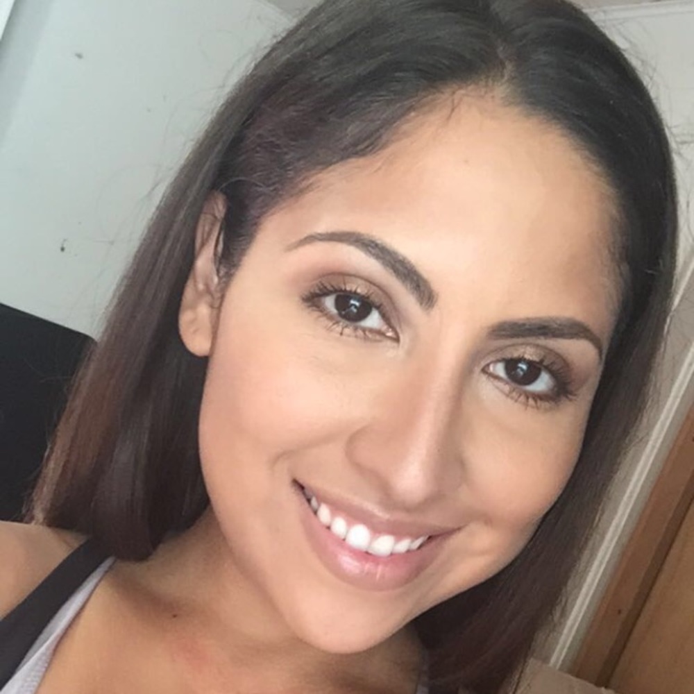 Meet your Posher, Maria